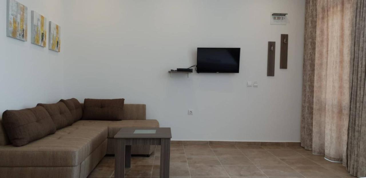 St George Apartcomplex 希科尔皮诺夫西 外观 照片